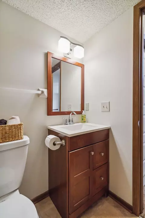 3801 Heather Dr, Eagan, MN 55122 photo 30