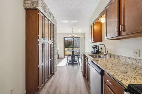 3801 Heather Dr, Eagan, MN 55122 photo 13