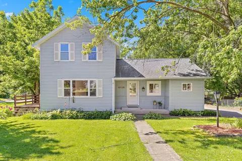 830 Charlotte St, Hammond, WI 54015
