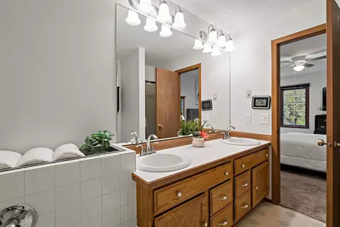3579 Blue Jay Way #201, Eagan, MN 55123 photo 19