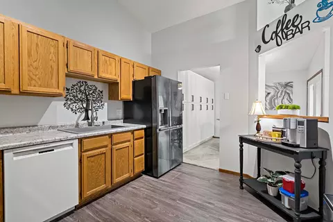 3579 Blue Jay Way #201, Eagan, MN 55123 photo 10