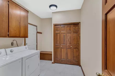 1111 Mill Creek Cir, Saint Cloud, MN 56303 photo 25