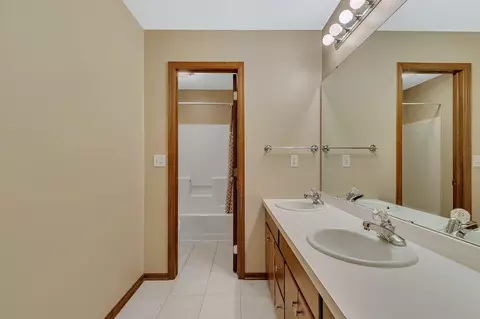 1111 Mill Creek Cir, Saint Cloud, MN 56303 photo 35