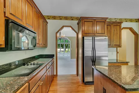 1111 Mill Creek Cir, Saint Cloud, MN 56303 photo 5
