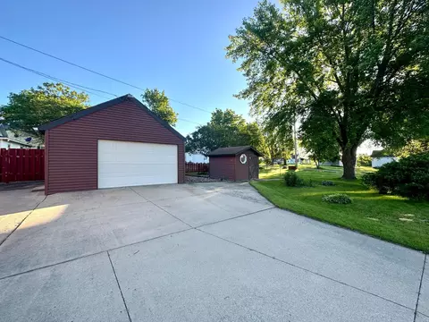 301 Warner Ave, Spring Valley, MN 55975 photo 9