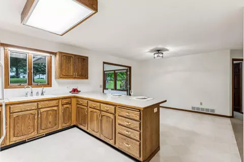 1614 Springwood Ln, Faribault, MN 55021 photo 13