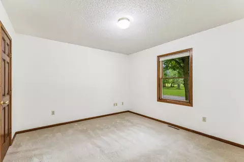 1614 Springwood Ln, Faribault, MN 55021 photo 21