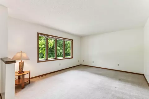 1614 Springwood Ln, Faribault, MN 55021 photo 4