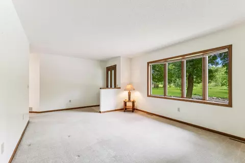 1614 Springwood Ln, Faribault, MN 55021 photo 6