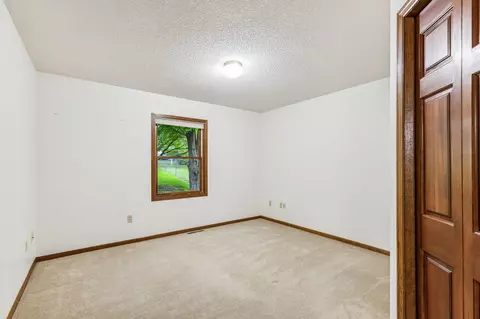 1614 Springwood Ln, Faribault, MN 55021 photo 18