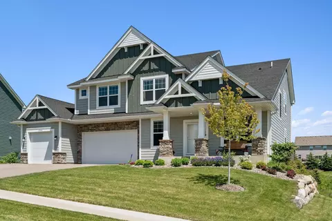 19246 Huntington Ave, Lakeville, MN 55044