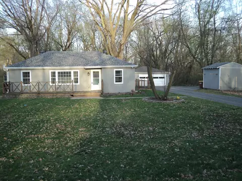 5214 E County Line N, Dellwood, MN 55110