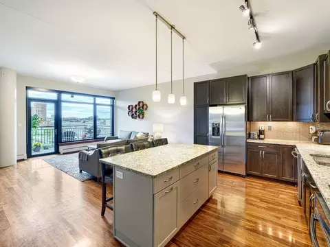 1120 S 2nd St #612, Minneapolis, MN 55415