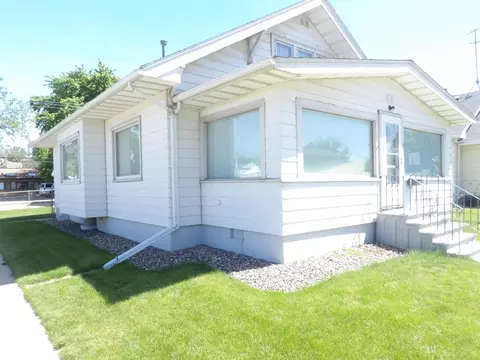 810 1st Ave SW, Austin, MN 55912