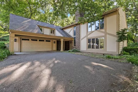 14109 Garden View Ct, Apple Valley, MN 55124