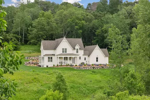 1335 Birch Park Rd, Houlton, WI 54082