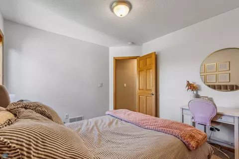 Bedroom - 9648 Robin Rd, Horace, ND 58047 photo 7 of 13