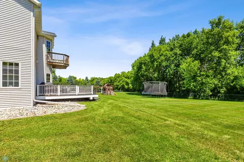 Exterior - 9648 Robin Rd, Horace, ND 58047 photo 7 of 13