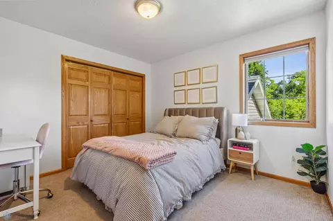 Bedroom - 9648 Robin Rd, Horace, ND 58047 photo 6 of 13