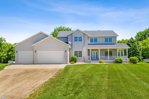 Exterior - 9648 Robin Rd, Horace, ND 58047 photo 3 of 13