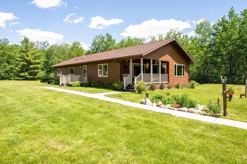 1106 Mcguire Dr, Grand Rapids, MN 55744