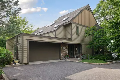 1272 Tealwood Pl, Long Lake, MN 55356