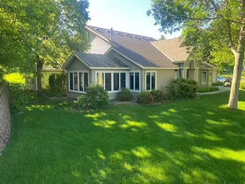939 Towne Cir, Stillwater, MN 55082
