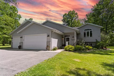 10654 Ridgedale Ct NE, Bemidji, MN 56601