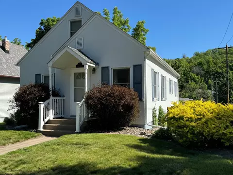 1637 S Park St, Red Wing, MN 55066
