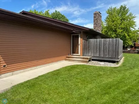 2323 26 12 Ct S, Fargo, ND 58103