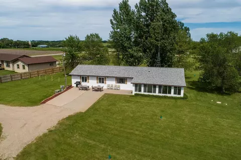 14881 Golf Course Rd, Ashby, MN 56309