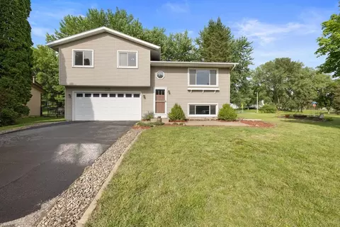 14287 Shore Ln NE, Prior Lake, MN 55372
