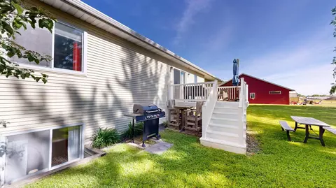 307 25th St SE, Willmar, MN 56201 photo 38