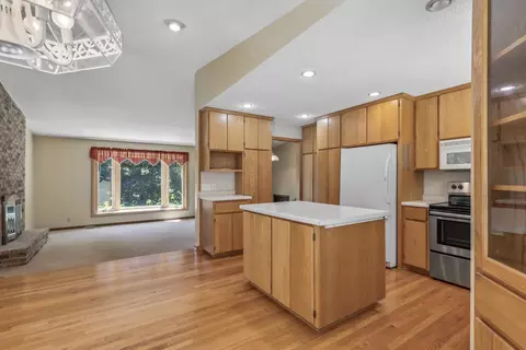 2082 W 65th St, Excelsior, MN 55331 photo 15