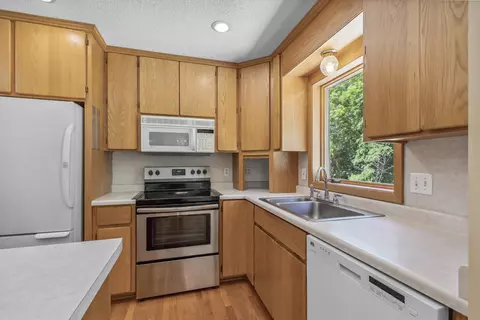 2082 W 65th St, Excelsior, MN 55331 photo 16