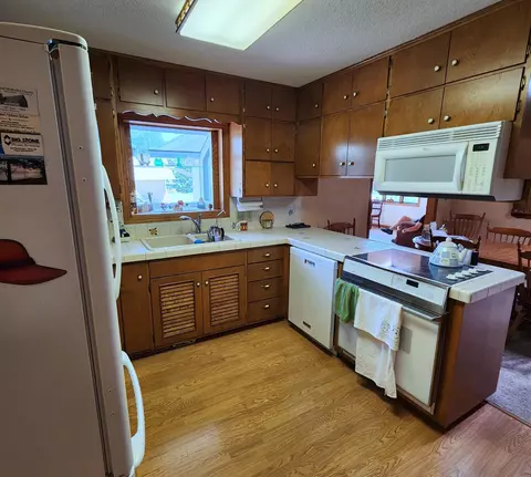 202 1st St, Danube, MN 56230 photo 9