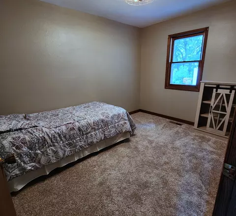 715 Olaf Ave NW, Willmar, MN 56201 photo 21