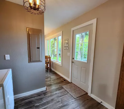715 Olaf Ave NW, Willmar, MN 56201 photo 12
