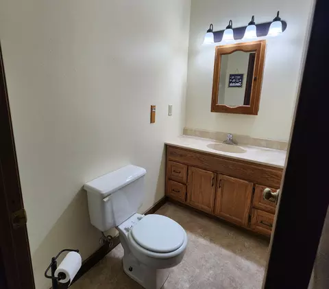 715 Olaf Ave NW, Willmar, MN 56201 photo 20