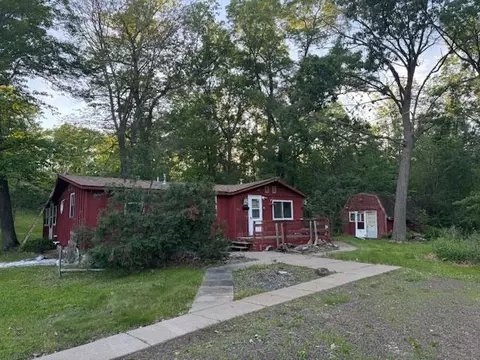 53307 Cloverdale Rd, Sandstone, MN 55072