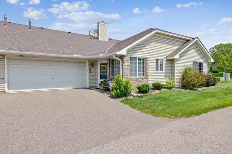 4183 Beaver Dam Rd, Eagan, MN 55122