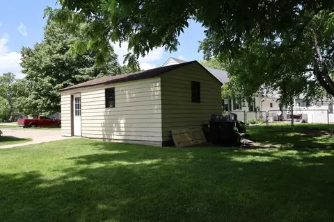 400 1st St E, Chokio, MN 56221 photo 6