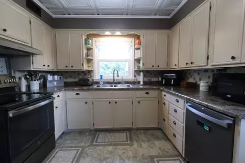 400 1st St E, Chokio, MN 56221 photo 11
