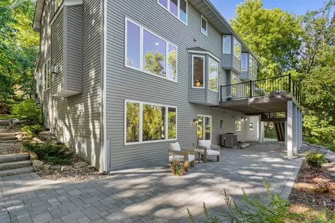 4167 Pond Wynde S, Eagan, MN 55122 photo 5