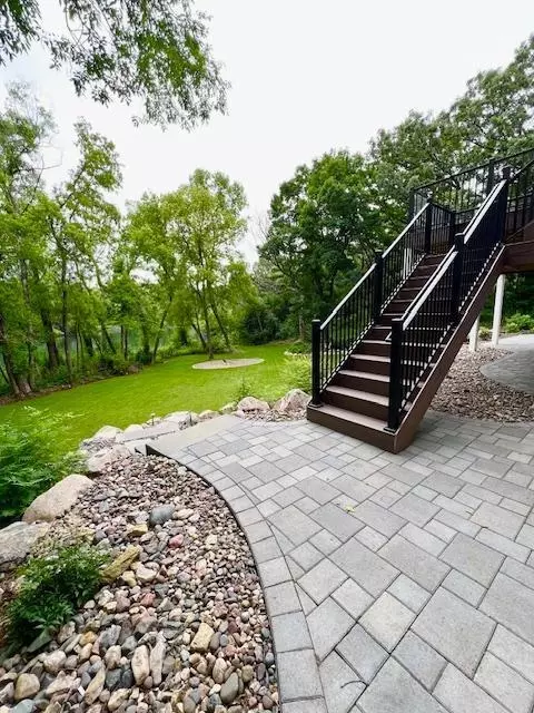 4167 Pond Wynde S, Eagan, MN 55122 photo 10