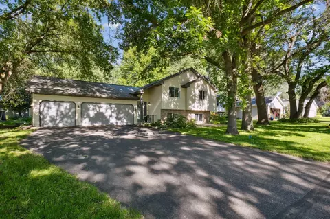 7161 Snow Owl Ln, Lino Lakes, MN 55014