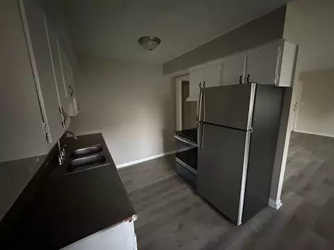 1600 E 80th St, Bloomington, MN 55425 photo 22