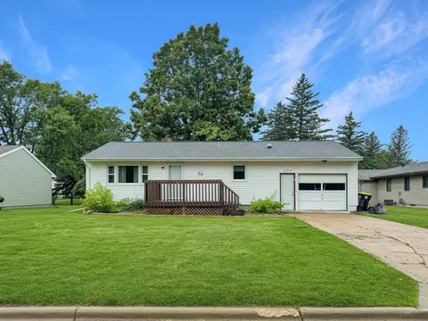 636 Elm Ave, Westbrook, MN 56183