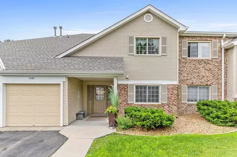 11183 Westwind Dr, Eden Prairie, MN 55344