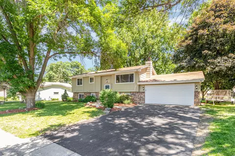 9316 Wedgewood Ln N, Maple Grove, MN 55369